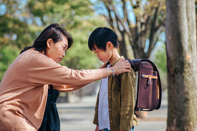 人間関係、学業不振、学校での不安で視力が低下!?